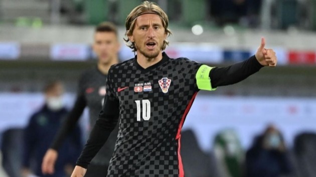 Modric: As long as I feel important at Real Madrid, I would like to stay - Bóng Đá