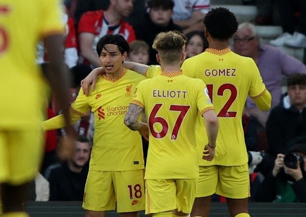 Klopp cần giải thoát cho Minamino - Bóng Đá
