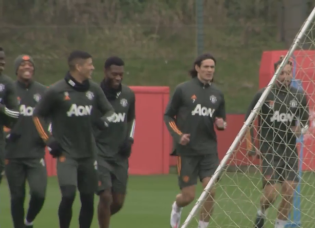 Three things spotted in Edinson Cavani's first Manchester United training session - Bóng Đá