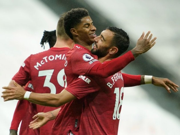 Manchester United fans say same thing about Harry Maguire after goal vs Newcastle - Bóng Đá