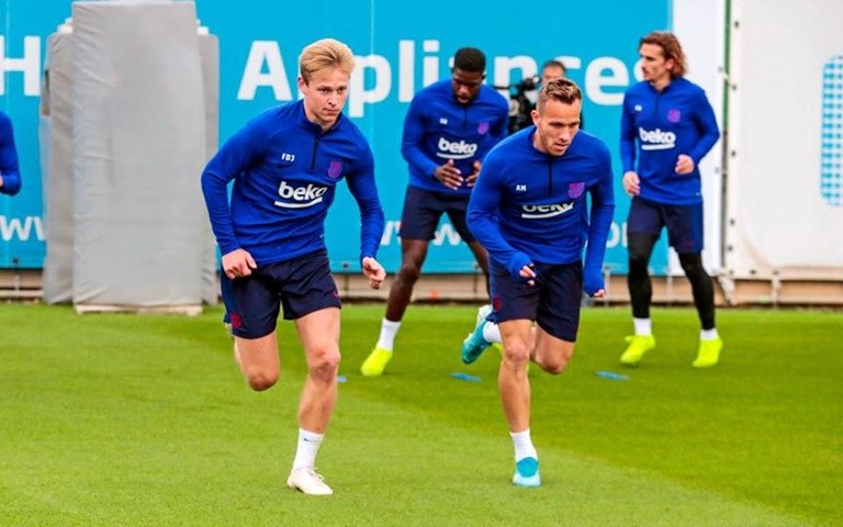 Barcelona tập - Bóng Đá