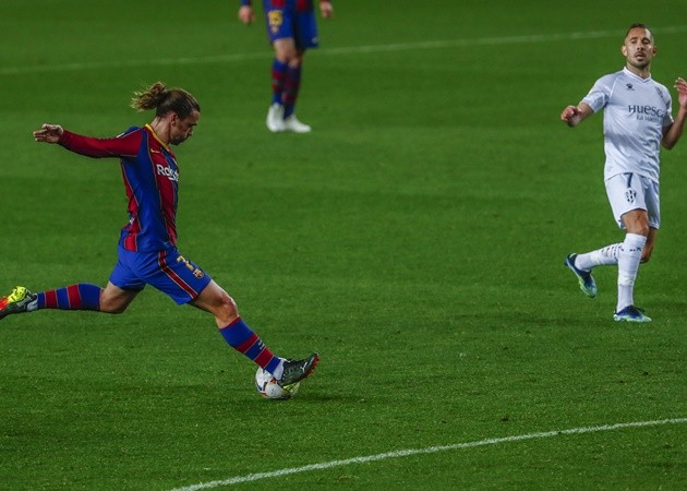 10 con số đặc biệt trận Barca 4-1 Huesca: 'Vị thánh' Lionel Messi - Bóng Đá