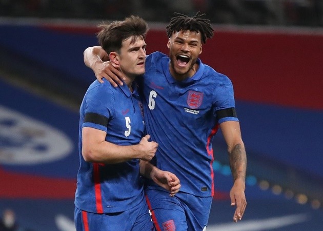 Thủ quân Man Utd 'lên đồng' và 10 con số ấn tượng sau trận Anh - Ireland - Bóng Đá