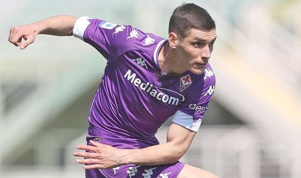Man Utd 'given Nikola Milenkovic price by Fiorentina' ahead of summer transfer window - Bóng Đá