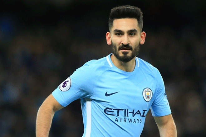 Pep Guardiola names Man City star who does not get the credit he deserves - Bóng Đá