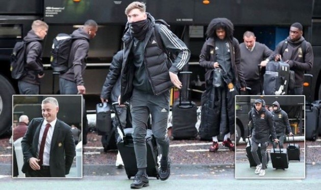 Ảnh Man Utd hành quân đá Europa League - Bóng Đá