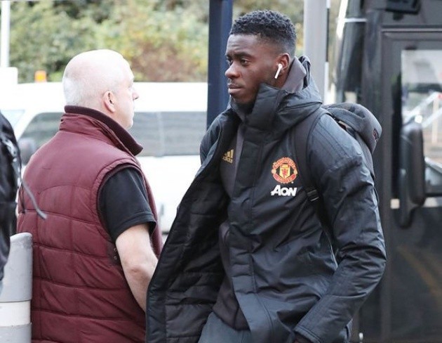 Ảnh Man Utd hành quân đá Europa League - Bóng Đá