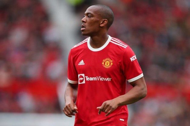 Lingard tỏa sáng đẩy 3 sao Man Utd đến bờ vực thẳm - Bóng Đá