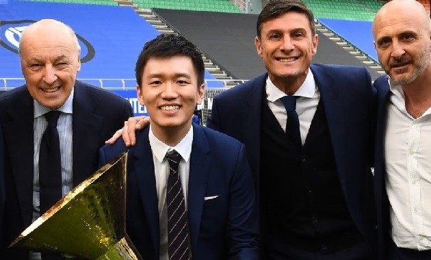 Mentana contro Zhang: 