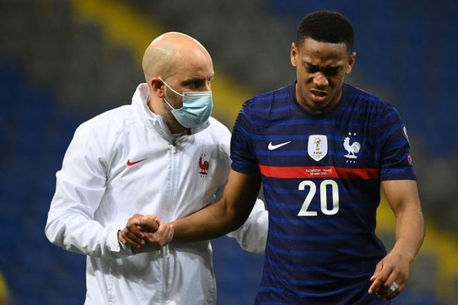 Premier League trở lại, Man Utd nguy to với 5 cú sốc - Bóng Đá