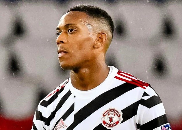 Người Pháp ở Man Utd: 2 huyền thoại, 2 bom xịt và 1 'kẻ nổi loạn' - Bóng Đá