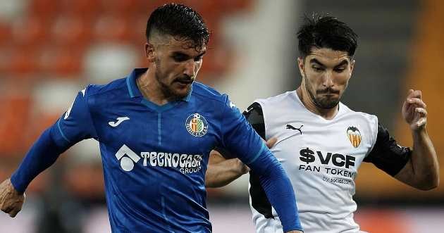 Euro Paper Talk: Murtough works magic as Man Utd find unexpected fix to problem position; Tottenham push for trio - Bóng Đá