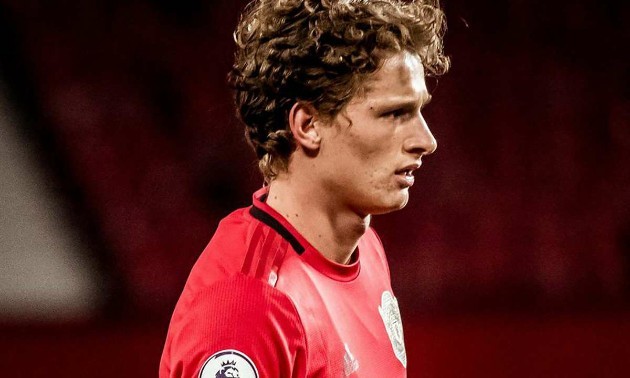 Ethan Laird, Di'Shon Bernard and Max Taylor set to leave man utd on loan - Bóng Đá
