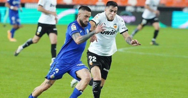 Arsenal on alert as top striker made available for fraction of huge exit fee (Maxi Gomez) - Bóng Đá