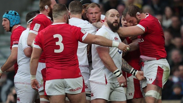 Preston 1-0 Sheffield Wednesday: Darnell Fisher grabs Callum Paterson's private parts during game - Bóng Đá