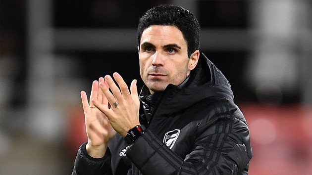 Report: Arsenal trying to land two Championship stars Berge và Ramsdale - Bóng Đá