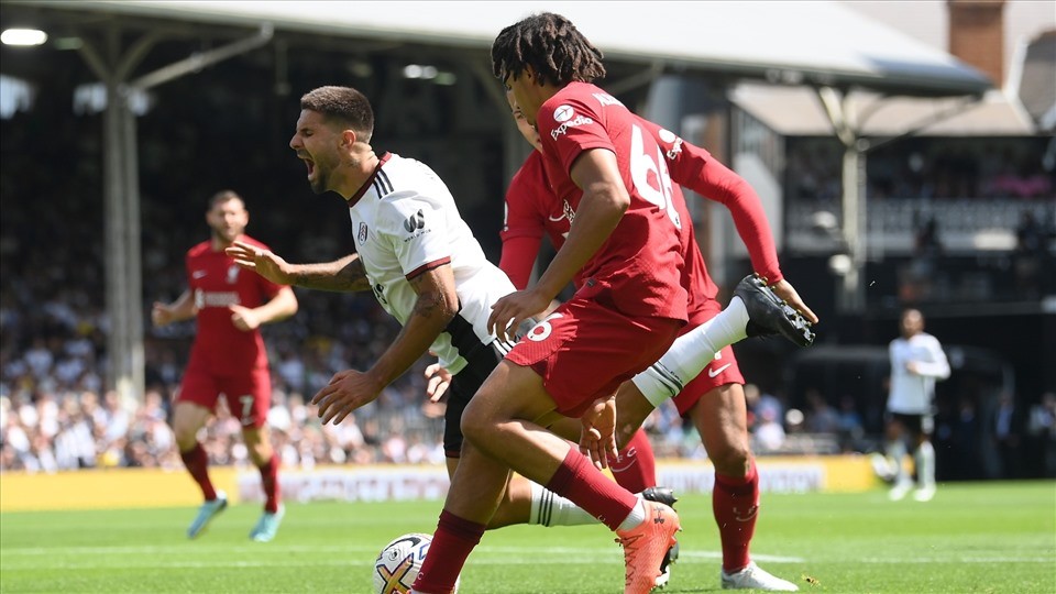 Arsenal cần dè chừng hiện tượng khiến Liverpool chết hụt  - Bóng Đá
