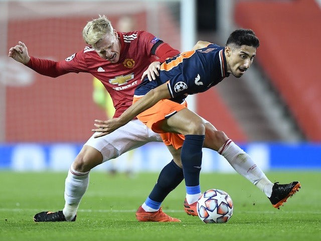 Arsenal 'interested in Istanbul Basaksehir midfielder Berkay Ozcan' - Bóng Đá