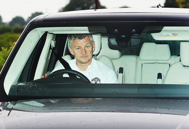 Hậu scandal, 'báu vật' Man Utd căng thẳng đến Carrington hội quân - Bóng Đá