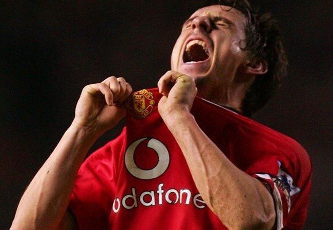 10 hình ảnh ấn tượng nhất lịch sử cặp trận M.U - Liverpool: 'Mr. Camera'; 'Đóa hồng' rực sáng - Bóng Đá