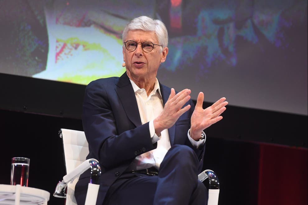 Arsene Wenger explains how close Arsenal came to signing Lionel Messi and Cristiano Ronaldo - Bóng Đá