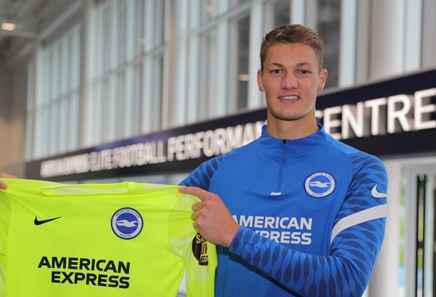 Premier League’s tallest ever players revealed as Brighton’s new 6ft 8in giant goalkeeper Kjell Scherpen goes joint-top - Bóng Đá
