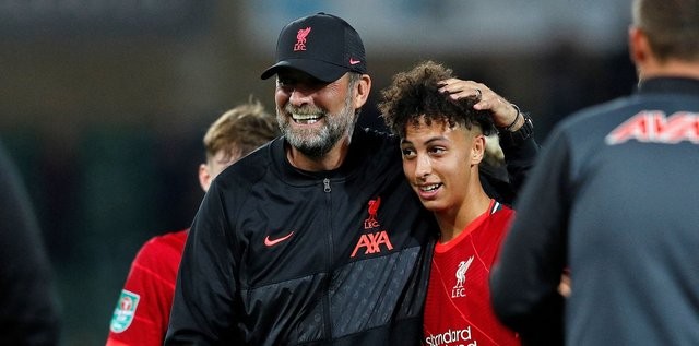 The first of many: Gordon shows Liverpool his rich potential as Klopp's kids sink Norwich - Bóng Đá