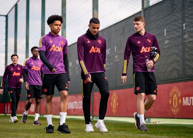 Gặp Granada, Solskjaer đã triệu tập 'thủ lĩnh bẩm sinh' của Man Utd - Bóng Đá