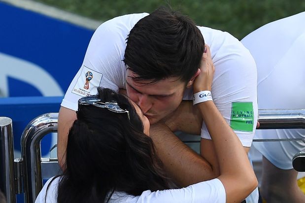 Harry Maguire cưới vợ - Bóng Đá