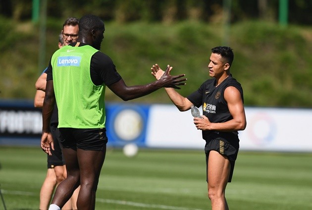 Matic leaves Man Utd training after just 24 mins following club gala snub  - Bóng Đá