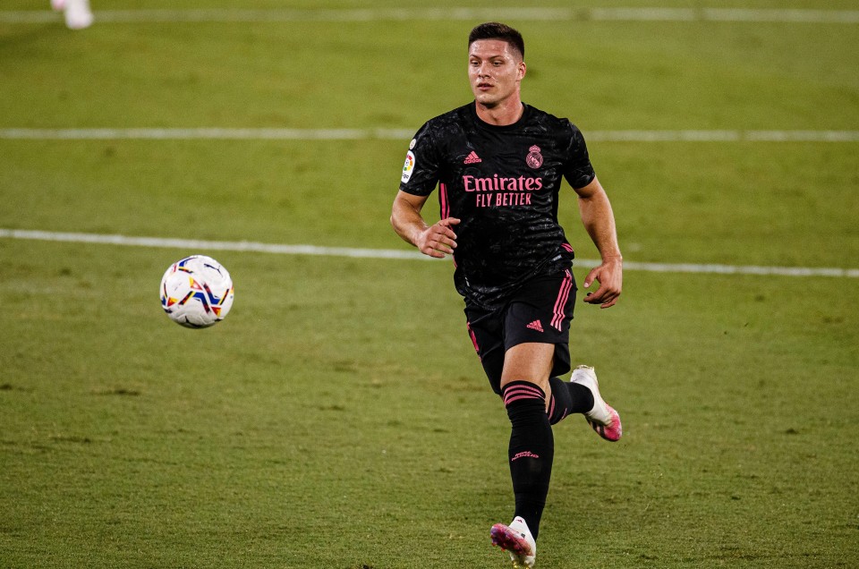 Mua sắm hoảng loạn, Man Utd đàm phán với 2 cái tên 