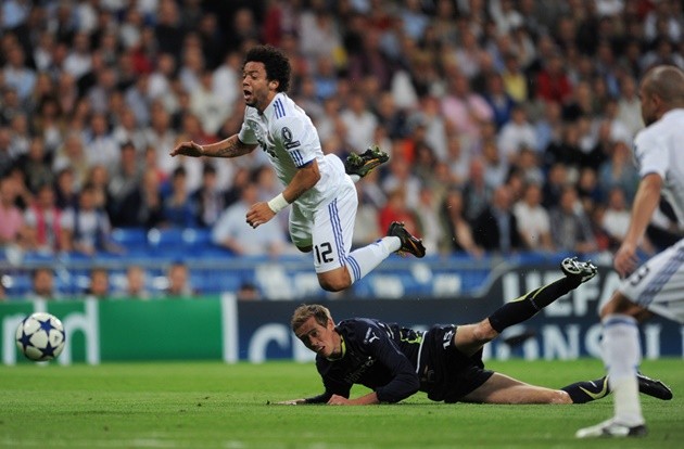 Peter Crouch reveals anger towards Real Madrid star Marcelo for red card in Tottenham Champions League loss - Bóng Đá