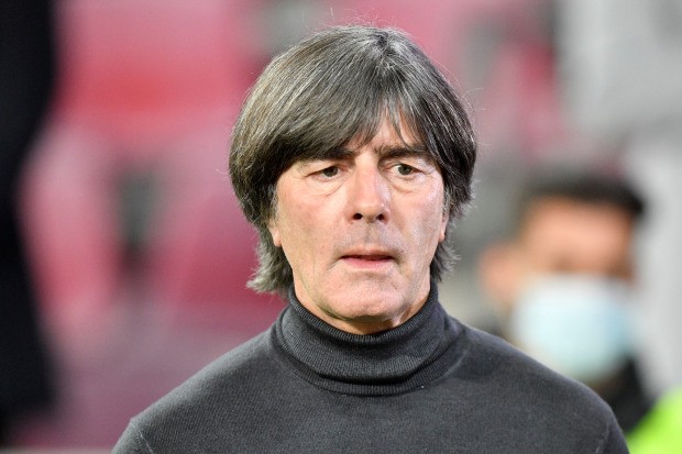 Real Madrid line up Germany boss Joachim Low as Zinedine Zidane replacement when boss decides to leave Bernabeu - Bóng Đá