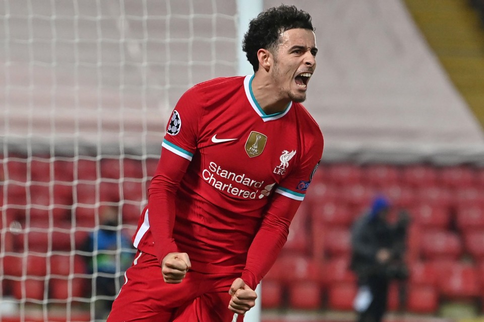 Curtis Jones: Tài năng trẻ chuyển mình trở thành trụ cột của Liverpool - Bóng Đá