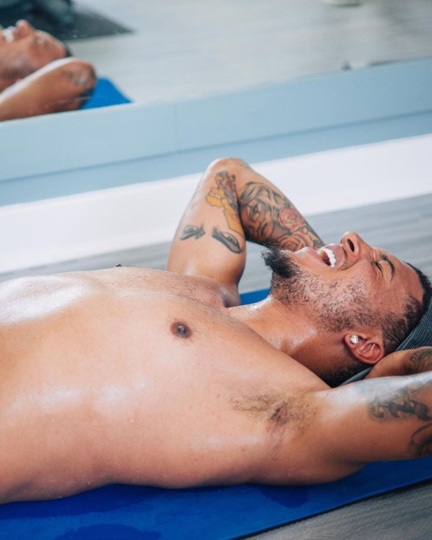 Động thái Jadon Sancho trước khi hội quân với M.U - Bóng Đá