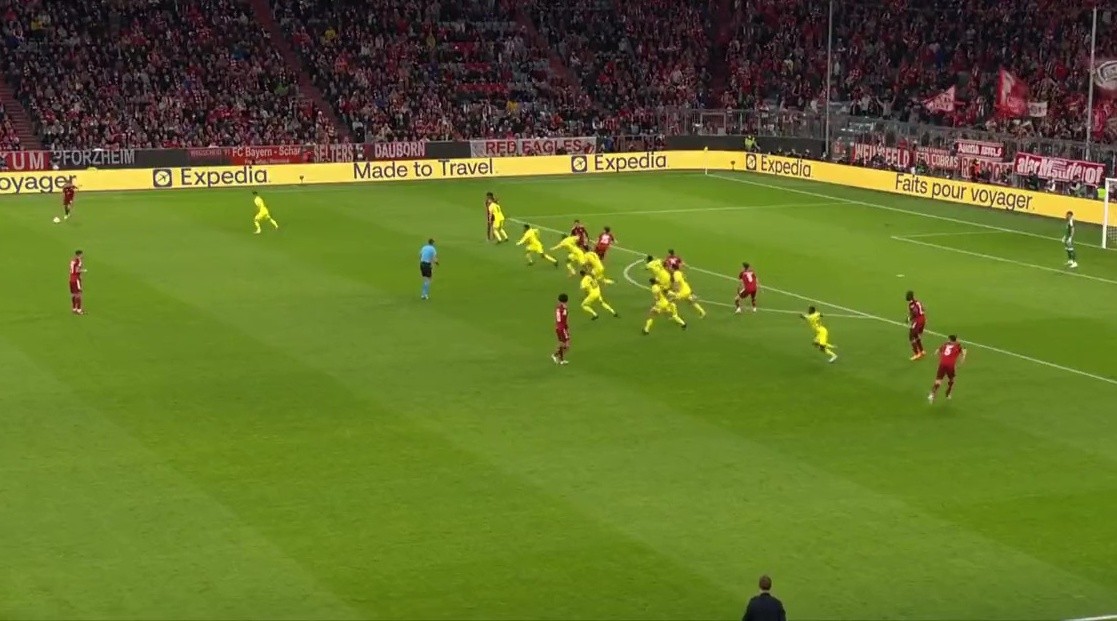 Cựu HLV Arsenal thiên tài, 7 cầu thủ Bayern cùng lúc dính bẫy - Bóng Đá
