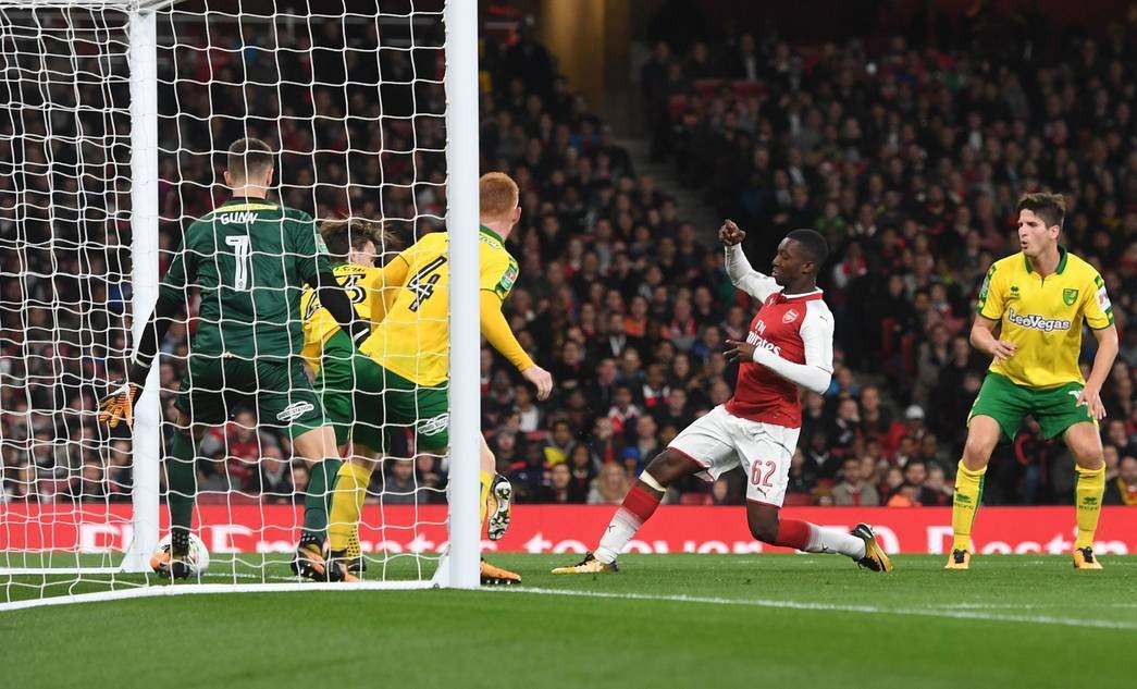 Truyền nhân tiếp theo của Thierry Henry đã xuất hiện ở Arsenal - Bóng Đá