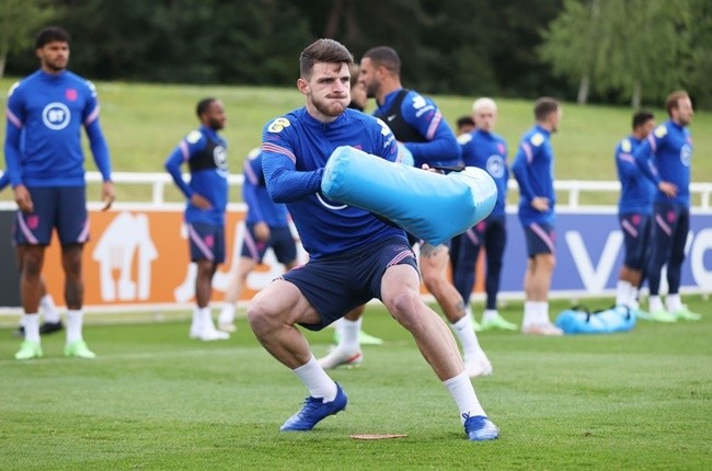 Harry Kane tươi rói, Mason Mount lủi thủi trong buổi tập của ĐT Anh - Bóng Đá