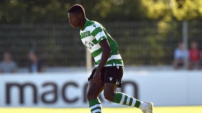 Man Utd have made offer to sign £60million title winner – Nuno Mendes - Bóng Đá
