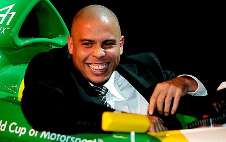 Ronaldo béo làm gì sau khi giải nghệ? - Bóng Đá