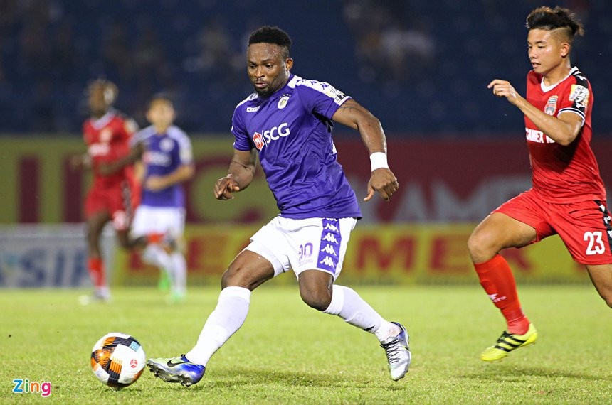 CLB Hà Nội đăng ký Oseni cho V.League 2022 - Bóng Đá