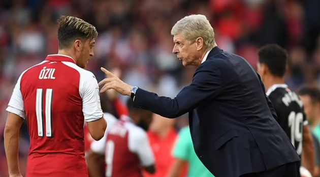 Mesut Ozil had 'problems with EVERYONE' while at the Gunners, says former team-mate Nacho Monreal - Bóng Đá