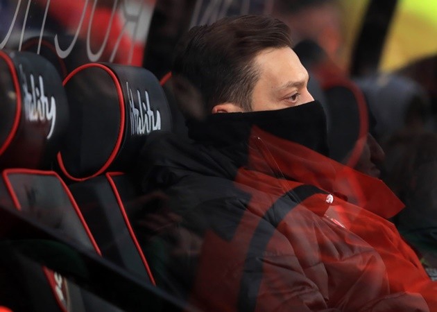 ‘Ozil is yesterday’s news & won’t play for Arsenal again’ – Campbell can’t see clean slate for World Cup winner - Bóng Đá