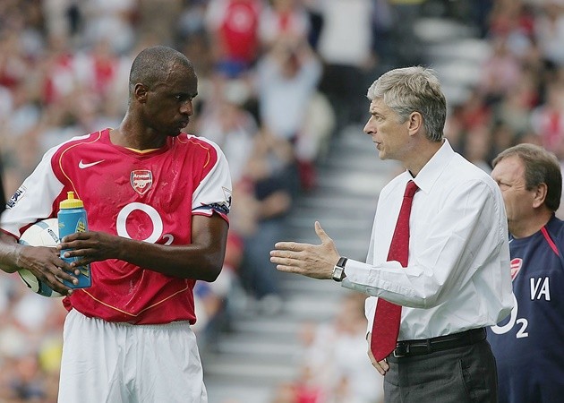 10 tiền vệ đỉnh nhất lịch sử EPL: Scholes số 1; 'Big Four' một thời áp đảo - Bóng Đá