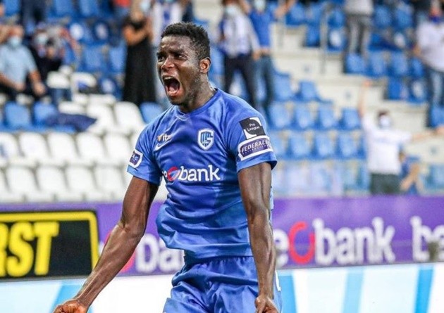 ARSENAL SET THEIR SIGHTS ON PAUL ONUACHU - Bóng Đá