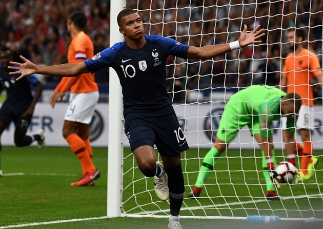 Kylian Mbappe scores his 100th club goal before his 21st birthday  - Bóng Đá