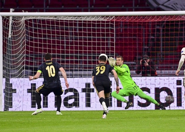 ĐHTB tứ kết lượt đi Europa League: 3 sao Man Utd; 'Ác mộng' Arsenal - Bóng Đá