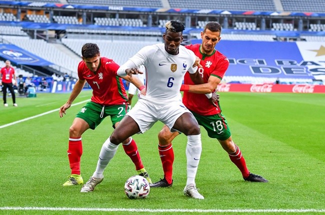 Bị 'gài' gia nhập PSG, Pogba xử lý khiến CĐV M.U phát cuồng - Bóng Đá