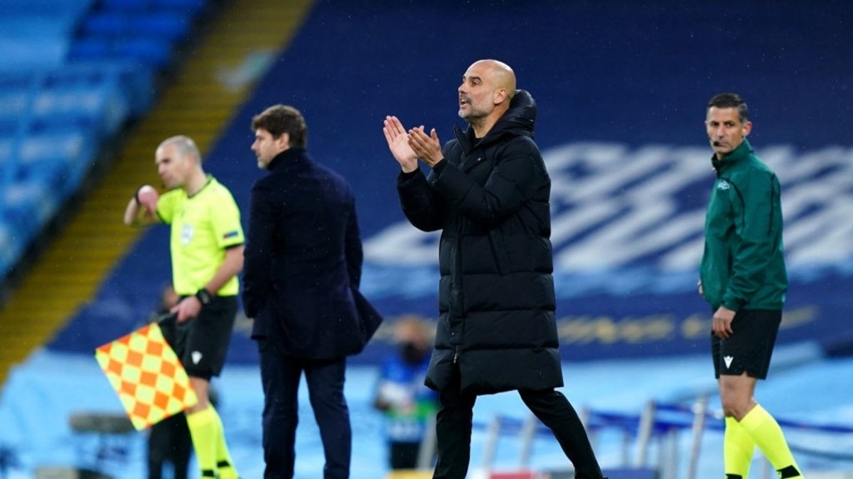 Pep Guardiola chỉ đang đánh lừa Chelsea - Bóng Đá