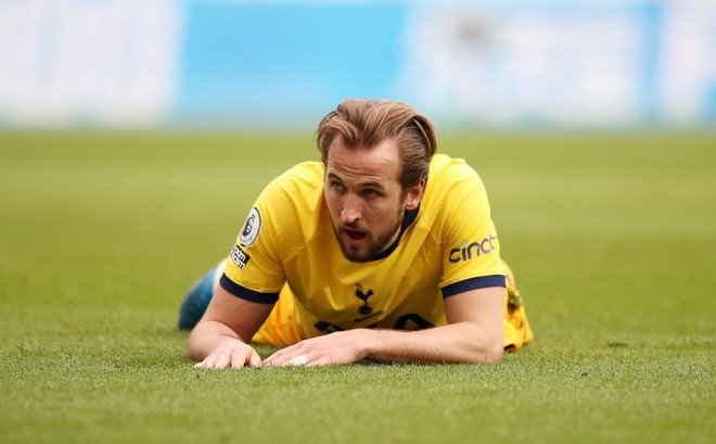 Nhìn Harry Kane thế này, khả năng bom tấn nổ ở Manchester càng lớn - Bóng Đá